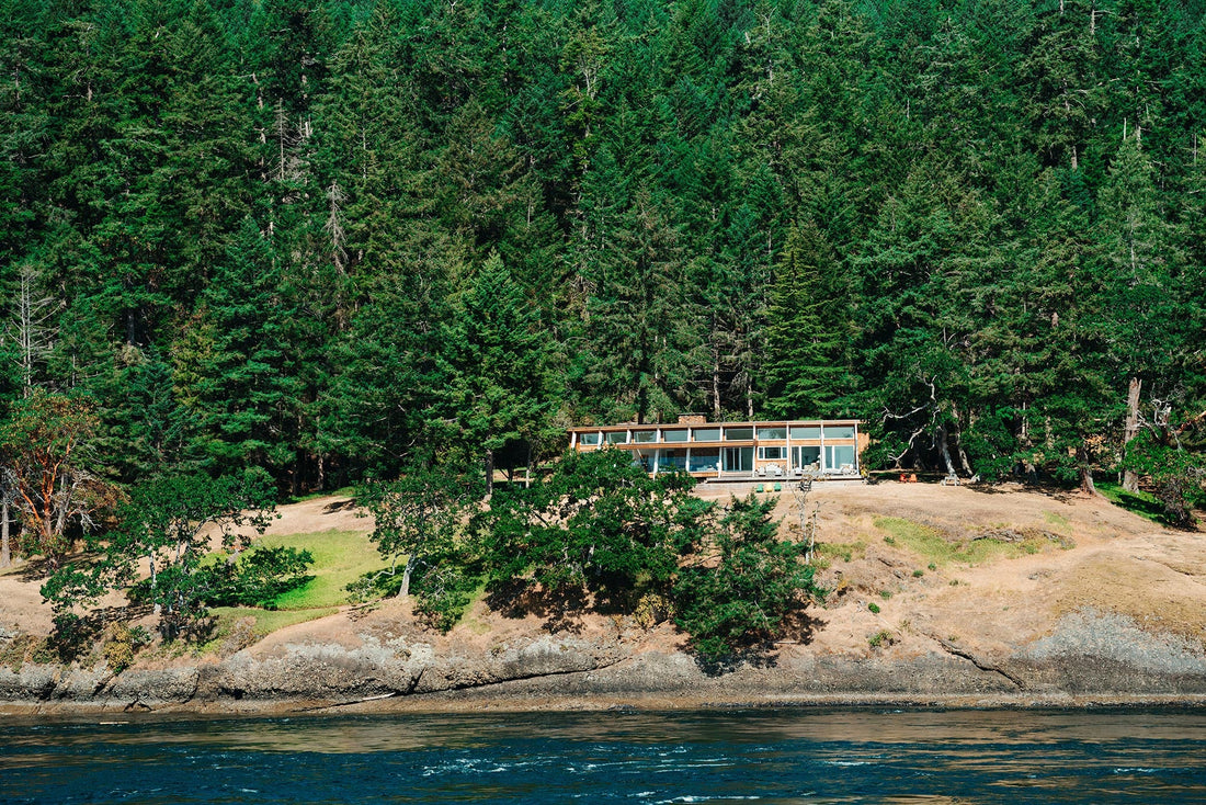 Coastal & Harsh Environment Solar: Why Your Choice of PV Cable is the Ultimate ROI Safeguard